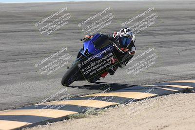 media/Oct-13-2025-Moto Forza (Mon) [[a66d839500]]/4-C Group/Session 2 (Bowl)/